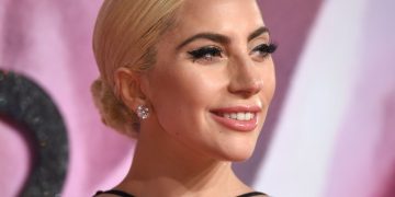 LADY GAGA DEMANDADA POR NO CUMPLIR UNA PROMESA