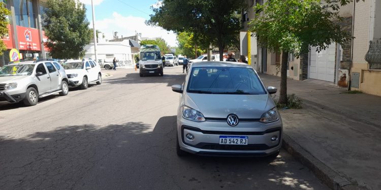 UNA MUJER FUE ATROPELLADA EN BLANDENGUES Y ALMAFUERTE