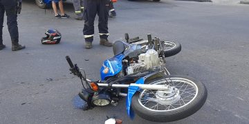 MOTOCICLISTA CON TRAUMATISMO TRAS UN CHOQUE