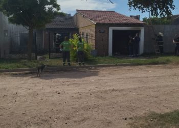 UNA MUJER INCENDIÓ SU CASA Y MURIÓ CON SU HIJITO DE DOS AÑOS