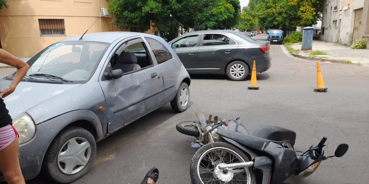 CHOQUE EN RONDEAU Y 9 DE JULIO