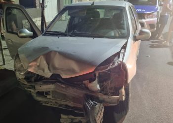 ACCIDENTE ENTRE DOS AUTOS EN WASHINGTON Y RIVADAVIA