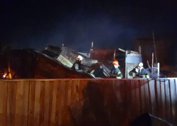 PÉRDIDAS TOTALES EN UNA PRECARIA VIVIENDA POR UN INCENDIO