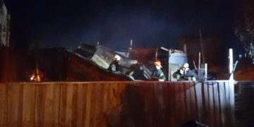 PÉRDIDAS TOTALES EN UNA PRECARIA VIVIENDA POR UN INCENDIO