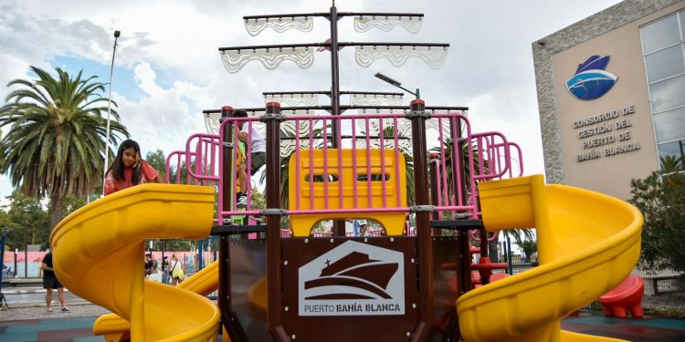 EL PUERTO SUMÓ UN NUEVO ESPACIO RECREATIVO PARA LOS MAS CHICOS