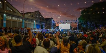 ÚLTIMA NOCHE A PURO CARNAVAL EN EL PUERTO