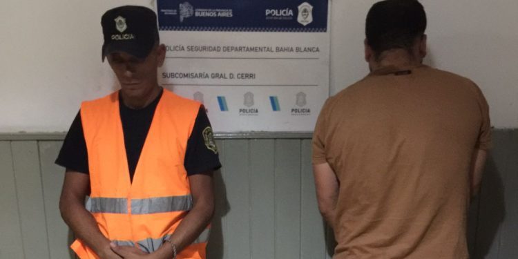 MANOSEÓ A TRES NENAS EN UNA PILETA Y QUEDÓ DETENIDO