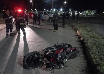 UN HOMBRE SE DESCOMPENSÓ EN SU MOTO Y FUE TRASLADADO EN CÓDIGO ROJO