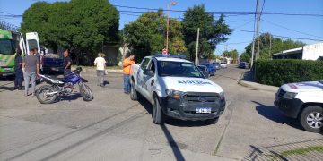MOTOCICLISTA HOSPITALIZADA LUEGO DE UN ACCIDENTE