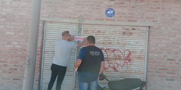 LA POLICÍA CLAUSURÓ UN TALLER MECÁNICO