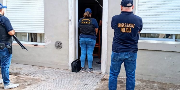 CORONEL PRINGLES: DETIENEN A UNA MUJER POR COMERCIALIZACIÓN DE ESTUPEFACIENTES