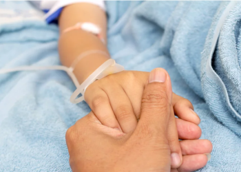 EL GOBIERNO REGLAMENTÓ UNA LEY QUE EL TRATAMIENTO DE MENORES CON CÁNCER