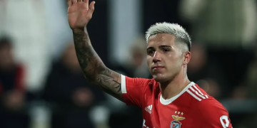 OFICIAL: BENFICA CONFIRMÓ LA VENTA DE ENZO FERNÁNDEZ AL CHELSEA EN 121 MILLONES DE EUROS