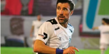 MARIANO PAVONE ANUNCIÓ HACE 20 DÍAS SU RETIRO Y HOY FUE PRESENTADO COMO NUEVO REFUERZO DE QUILMES