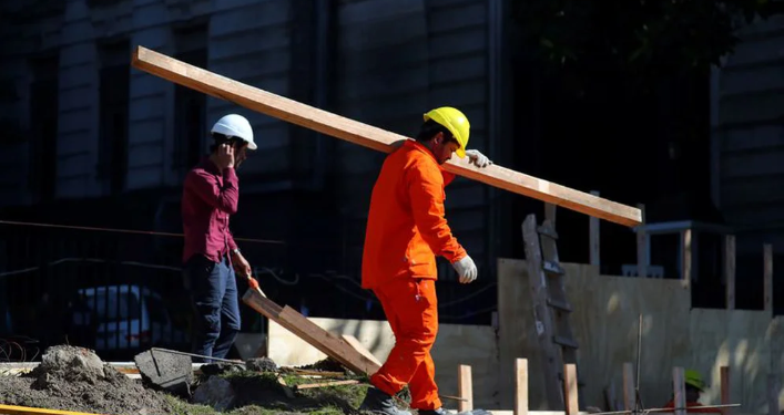 LOS SALARIOS AVANZARON 6,7% EN NOVIEMBRE Y SUPERARON LA INFLACIÓN