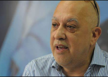 LARREA: «CON ESTAS BECAS SE BUSCA ACOMPAÑAR A LOS JÓVENES PARA QUE CONTINÚEN SUS ESTUDIOS»