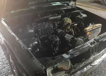 UN AUTO SE PRENDIÓ FUEGO MIENTRAS CIRCULABA