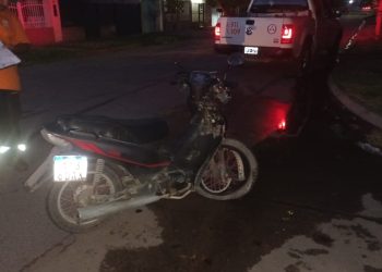 ACCIDENTE ENTRE UN AUTO Y UNA MOTO