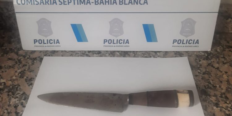 AMENAZÓ CON UN CUCHILLO A EMPLEADOS DE UNA OBRA EN CONSTRUCCIÓN