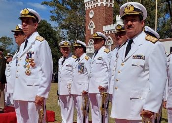CEREMONIA DE ENTREGA DEL COMANDO DE LA ARMADA