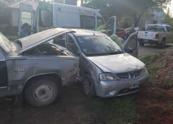 FUERTE CHOQUE EN SALLIQUELLÓ AL 800