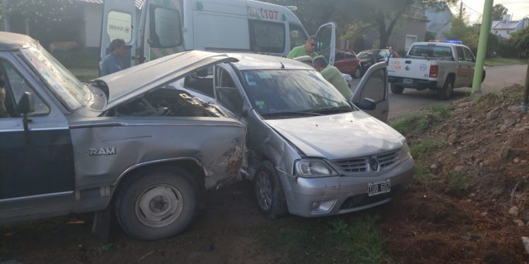 FUERTE CHOQUE EN SALLIQUELLÓ AL 800