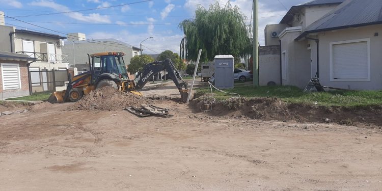 REALIZABA UN TRABAJO Y ROMPIERON UN CAÑO DE GAS