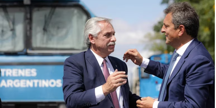 PESE A LAS CRÍTICAS DE LA OPOSICIÓN, MASSA VA POR UN DOBLE OBJETIVO: CONTENER LOS DÓLARES FINANCIEROS Y EL RIESGO PAÍS