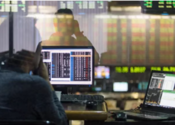 LUEGO DE LA REUNIÓN DE MASSA Y EL FMI, LOS BONOS EN DÓLARES SUBIERON 6% Y EL RIESGO PAÍS CAYÓ DEBAJO DE 2.400 PUNTOS