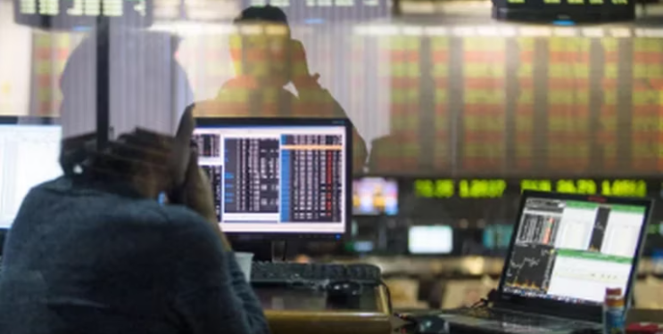 LUEGO DE LA REUNIÓN DE MASSA Y EL FMI, LOS BONOS EN DÓLARES SUBIERON 6% Y EL RIESGO PAÍS CAYÓ DEBAJO DE 2.400 PUNTOS