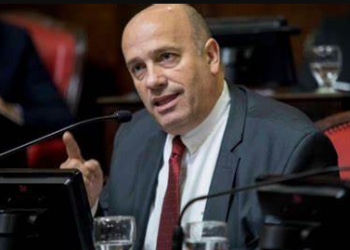 DE LEO: «NO QUEREMOS SER MÁS DISCRIMINADOS POR EL GOBIERNO DE KICILLOF»