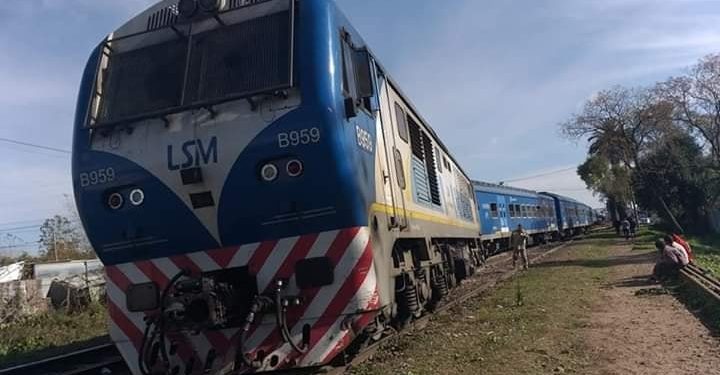 GUEVARA: «EL TREN AFORTUNADAMENTE SOLO SE SALIÓ DE LAS VÍAS, NO HUBO VUELCO DE VAGONES»