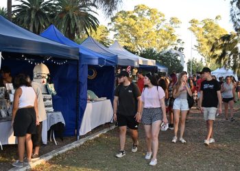 IPARRAGUIRE: «SOMOS 40 MUJERES EMPRENDEDORAS QUE GENERAN PRODUCTOS EN LA CIUDAD»