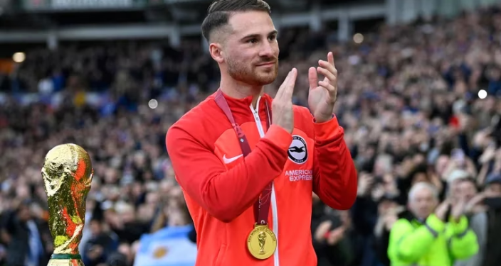 EL BRIGHTON LE PUSO PRECIO A ALEXIS MAC ALLISTER