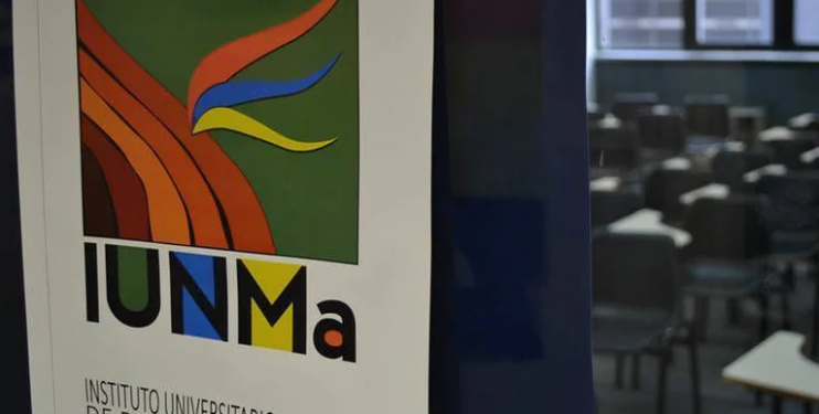 EL GOBIERNO LE OTORGÓ A LAS MADRES DE PLAZA DE MAYO UN INMUEBLE QUE PERTENECÍA A LA ARMADA