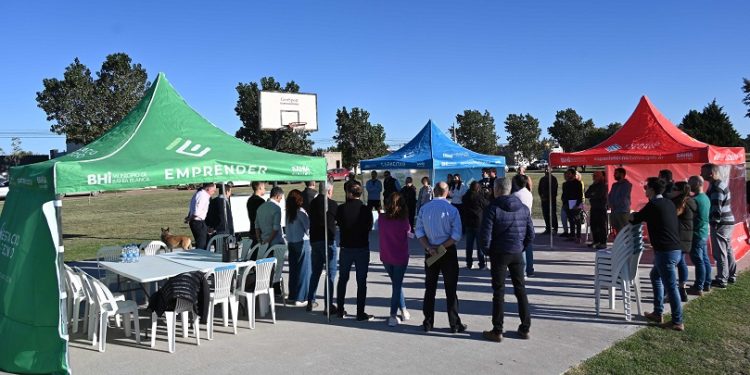 GABINETE EN LOS BARRIOS: REUNIÓN CON VECINOS DE LAS CAÑITAS