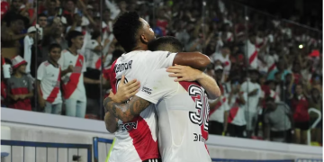 RIVER PLATE GOLEÓ 3-0 A RACING DE CÓRDOBA EN SU DEBUT EN LA COPA ARGENTINA