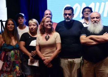 MOVIMIENTOS SOCIALES OFICIALISTAS LANZARÁN UN PARTIDO POLÍTICO QUE SE DISPUTARÁ LAS PASO DEL FRENTE DE TODOS