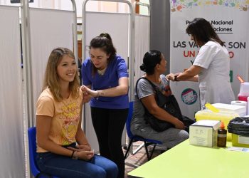 JORNADA ANTI COVID EN GRÜNBEIN