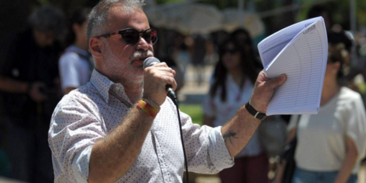 ZANINELLI: «DESDE HACE 10 AÑOS NUESTRO SALARIO VIENE CAYENDO EN PICADA»