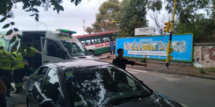 HENRÍQUEZ: «UN TESTIGO DIJO QUE EL AUTO PASÓ EN ROJO E IMPACTÓ EL LATERAL DEL COLECTIVO»