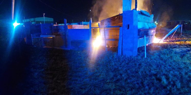 INCENDIO EN UNA PRECARIA VIVIENDA