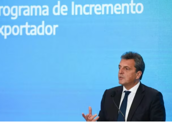 SUBA DEL DÓLAR: MASSA APURA EL INGRESO DE DIVISAS MIENTRAS NEGOCIA CON EL FONDO MONETARIO