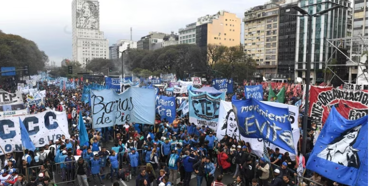 LA JUSTICIA PIDIÓ AL GOBIERNO INFORMES SOBRE LAS 85 MIL BAJAS DEL POTENCIAR TRABAJO