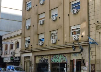 ALLANAMIENTO EN EL DOMICILIO DE LOS DUEÑOS DEL PERRO QUE ATACÓ A UN JOVEN EN LA VÍA PÚBLICA