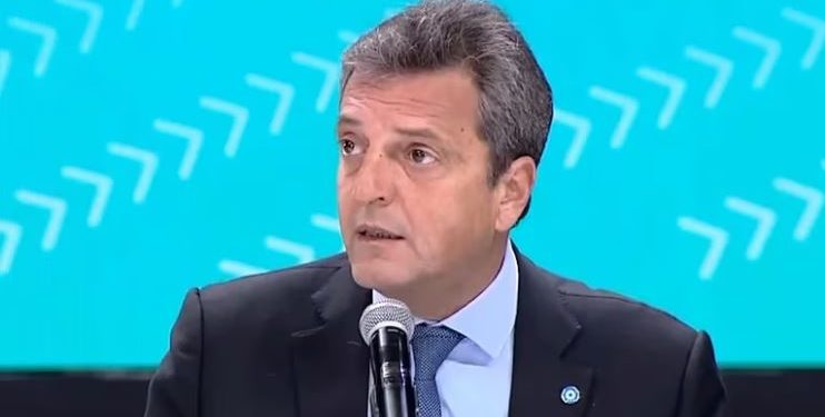 MASSA ANUNCIARÁ QUE AUMENTAN LOS LÍMITES PARA COMPRAR CON TARJETAS DE CRÉDITO: CUÁNTO MÁS SE PODRÁ CONSUMIR