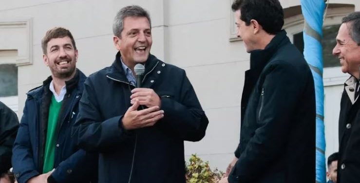 MASSA VIAJA A CHINA CON UN OJO PUESTO EN EL ARMADO ELECTORAL Y EL OTRO EN LAS RESERVAS