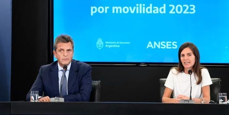 EL GOBIERNO ANUNCIÓ UN AUMENTO DEL 21% Y TRES REFUERZOS PARA LAS JUBILACIONES Y PENSIONES EN JUNIO, JULIO Y AGOSTO