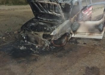 UN VEHÍCULO SE PRENDIÓ FUEGO MIENTRAS CIRCULABA