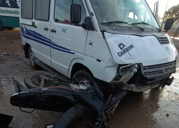 ACCIDENTE ENTRE UNA TRAFIC Y UNA MOTO